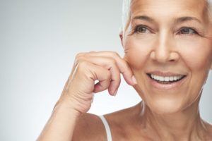 relachement-cutané-hifu-injections-mésothérapie-fils tenseurs-arthestic-paris
